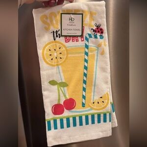 Colorful Kitchen Towel with Lemonade Design